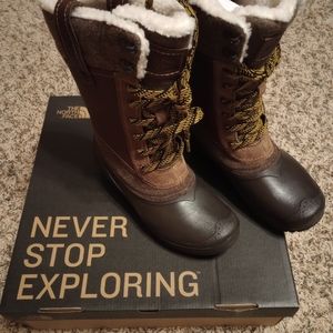 North Face Women's Shellista Winter Boots.  Sizes 6 and 7.